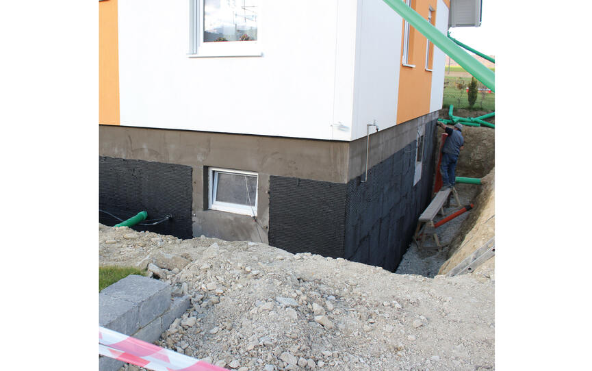 PCI-Systemlösungen für Bauwerksabdichtung von außen und innen in der Sanierung